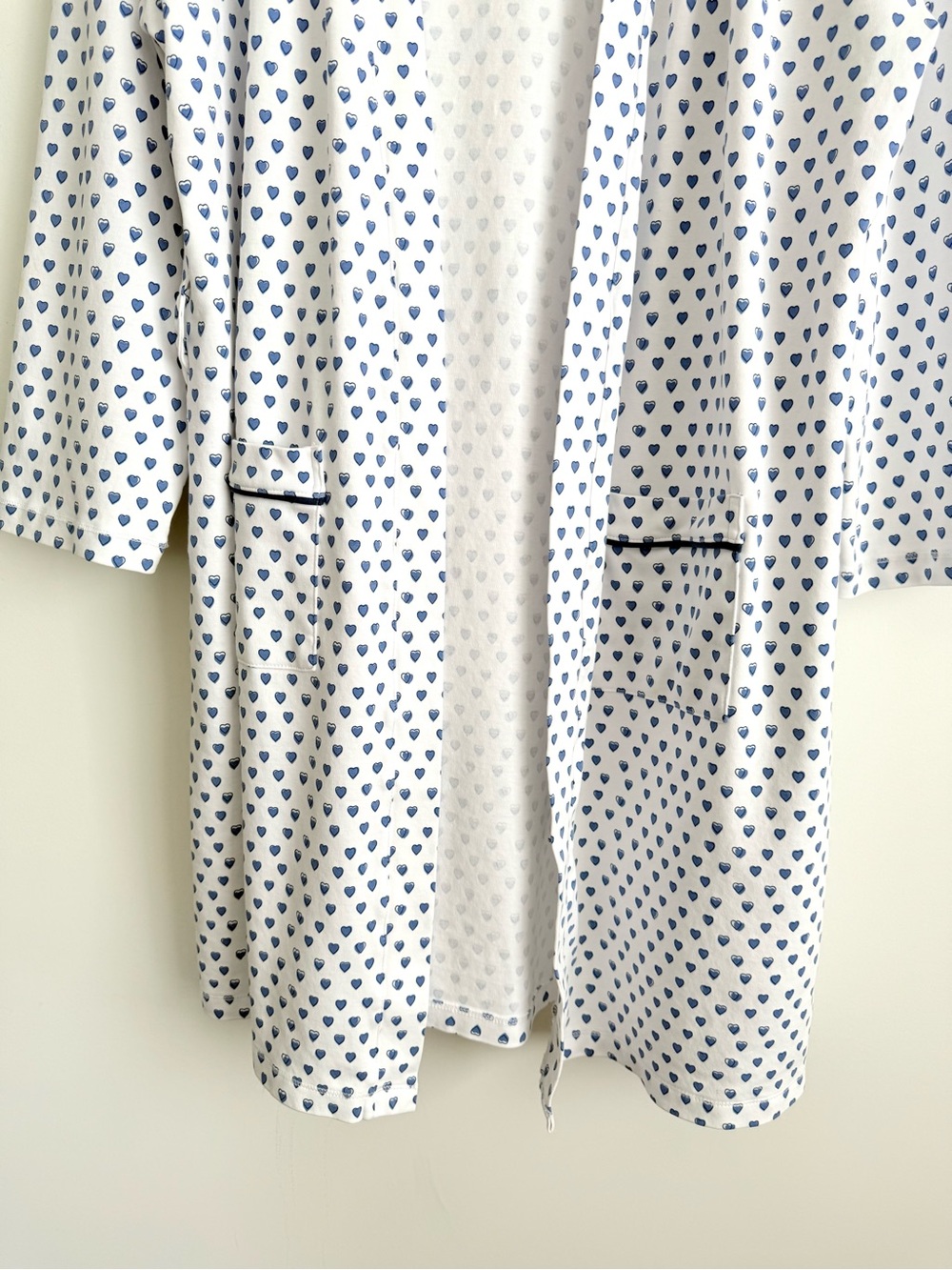 Roller Rabbit Axel Hearts Kimono Robe - Picture 7 of 11